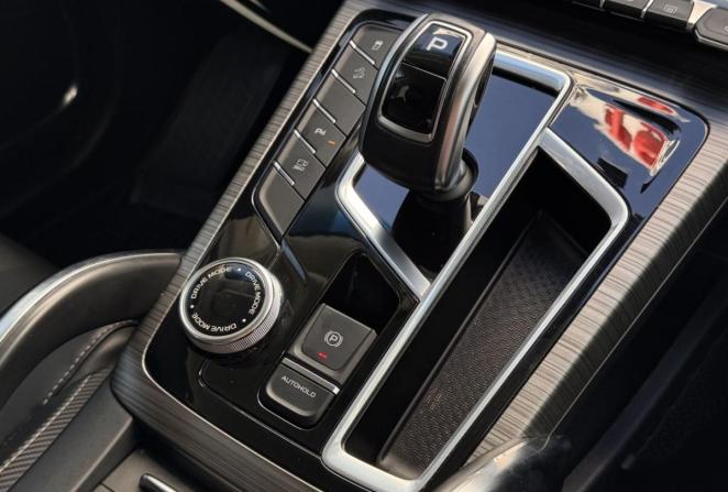 Geely Atlas Pro с пробегом 2024 года, цена 1 999 000 рублей, 65269 км, внедорожник, Автокод Объявления