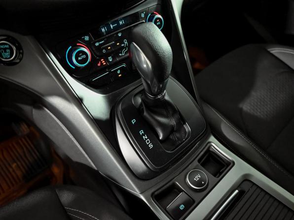 Ford Kuga II Рестайлинг с пробегом 2018 года, цена 1 840 000 рублей, 133931 км, внедорожник, Автокод Объявления