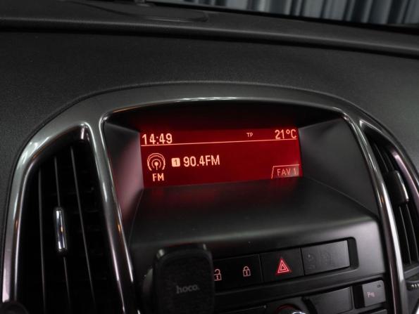 Opel Astra J Рестайлинг с пробегом 2012 года, цена 749 000 рублей, 186421 км, седан, Автокод Объявления