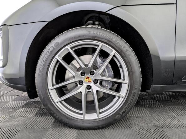 Porsche Macan I Рестайлинг 2 с пробегом 2022 года, цена 6 900 000 рублей, 74465 км, внедорожник, Автокод Объявления