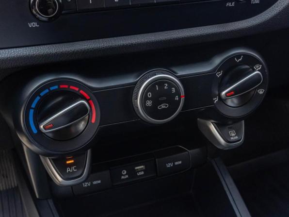 Kia Rio IV с пробегом 2020 года, цена 1 635 000 рублей, 89537 км, седан, Автокод Объявления