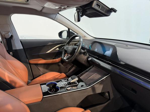 Omoda C5 I с пробегом 2023 года, цена 2 100 000 рублей, 39000 км, внедорожник, Автокод Объявления