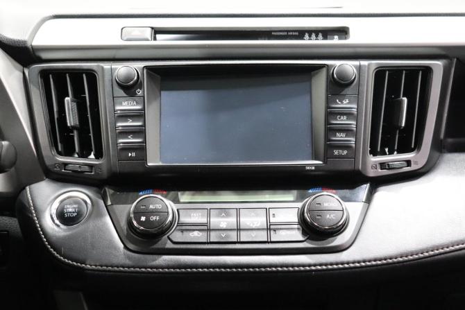 Toyota RAV4 IV (XA40) Рестайлинг с пробегом 2019 года, цена 2 780 000 рублей, 153450 км, внедорожник, Автокод Объявления