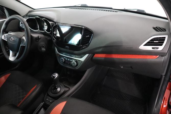Lada (ВАЗ) Vesta I с пробегом 2018 года, цена 889 000 рублей, 151795 км, универсал, Автокод Объявления