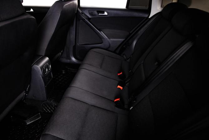 Volkswagen Tiguan I Рестайлинг с пробегом 2015 года, цена 1 599 000 рублей, 198333 км, внедорожник, Автокод Объявления