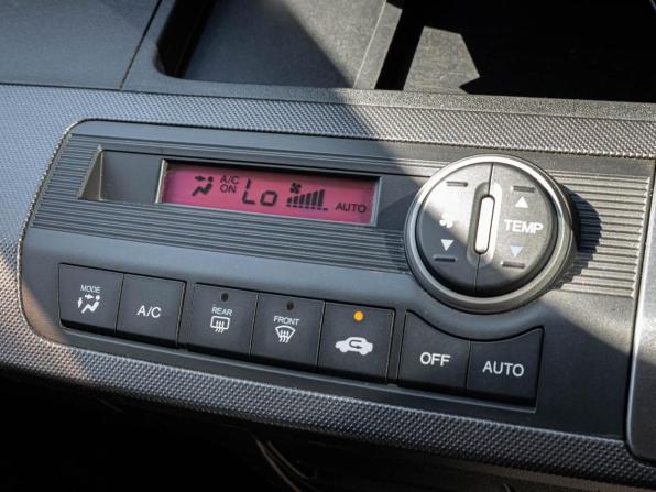 Honda Freed I с пробегом 2010 года, цена 1 065 000 рублей, 191652 км, компактвэн, Автокод Объявления