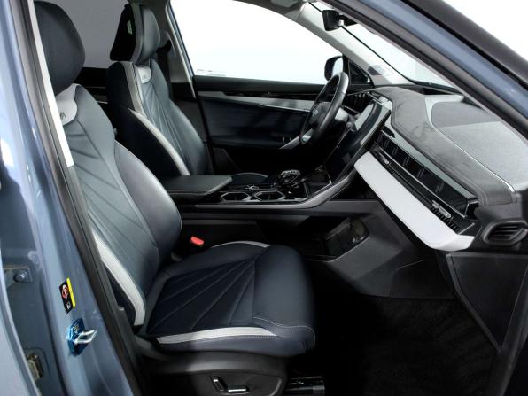 Geely Atlas II с пробегом 2024 года, цена 2 998 000 рублей, 42758 км, внедорожник, Автокод Объявления