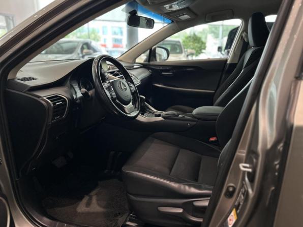 Lexus NX I с пробегом 2015 года, цена 2 665 000 рублей, 121201 км, внедорожник, Автокод Объявления