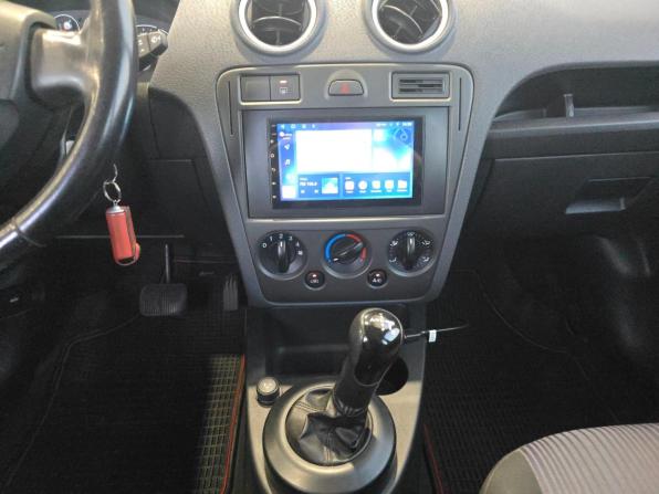 Ford Fusion I Рестайлинг с пробегом 2005 года, цена 549 000 рублей, 154000 км, хэтчбек, Автокод Объявления