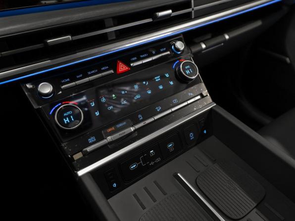 Hyundai Santa Fe V (MX5) с пробегом 2026 года, цена 6 000 000 рублей, 22 км, внедорожник, Автокод Объявления