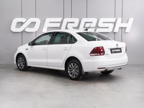Volkswagen Polo V Рестайлинг с пробегом 2019 года, цена 1 272 000 рублей, 106349 км, седан, Автокод Объявления