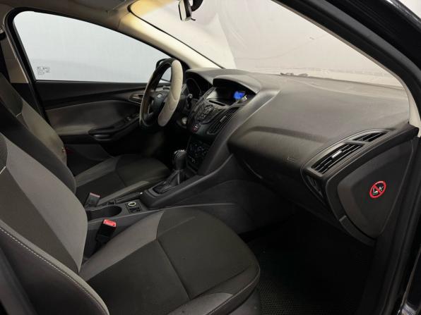 Ford Focus III с пробегом 2012 года, цена 620 000 рублей, 200602 км, хэтчбек, Автокод Объявления