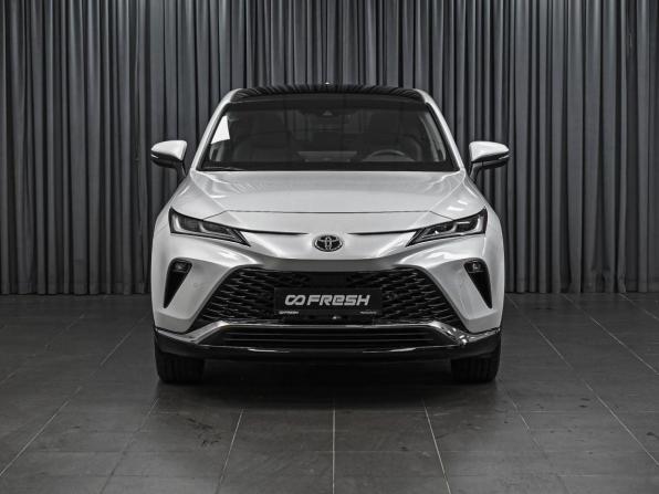 Toyota Venza II с пробегом 2023 года, цена 4 730 000 рублей, 34212 км, внедорожник, Автокод Объявления