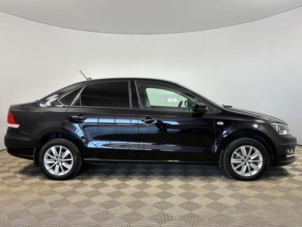 Volkswagen Polo V Рестайлинг с пробегом 2018 года, цена 1 330 000 рублей, 91409 км, седан, Автокод Объявления
