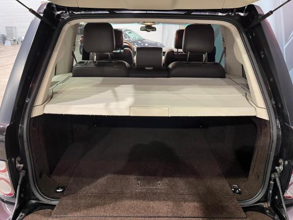 Land Rover Range Rover III Рестайлинг 2 с пробегом 2011 года, цена 1 859 000 рублей, 227763 км, внедорожник, Автокод Объявления