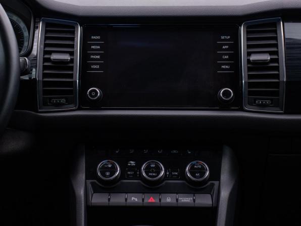 Skoda Kodiaq I с пробегом 2018 года, цена 2 482 000 рублей, 102350 км, внедорожник, Автокод Объявления