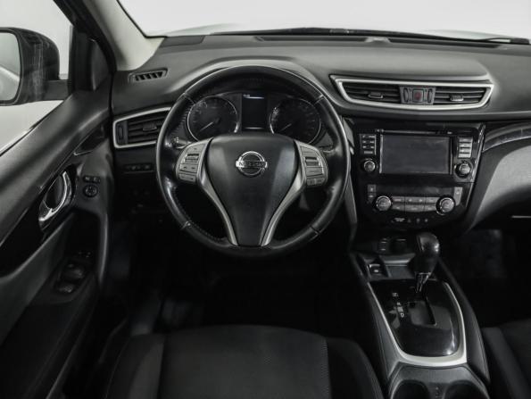 Nissan Qashqai II с пробегом 2017 года, цена 1 499 000 рублей, 199750 км, внедорожник, Автокод Объявления