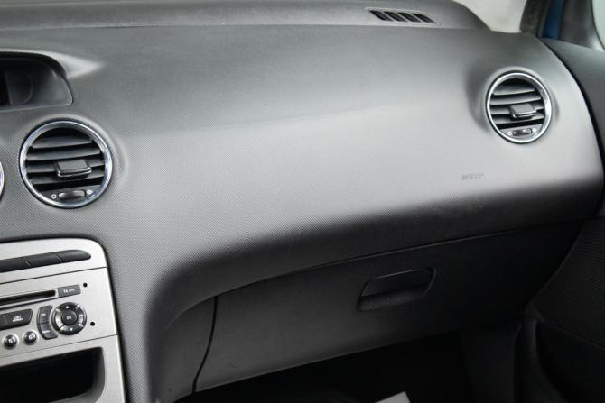 Peugeot 308 I с пробегом 2008 года, цена 479 000 рублей, 195000 км, хэтчбек, Автокод Объявления