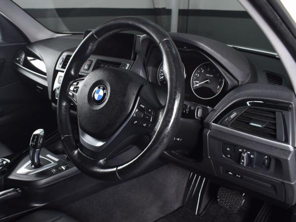 BMW 1 серии II (F20/F21) Рестайлинг с пробегом 2016 года, цена 1 299 995 рублей, 108133 км, хэтчбек, Автокод Объявления