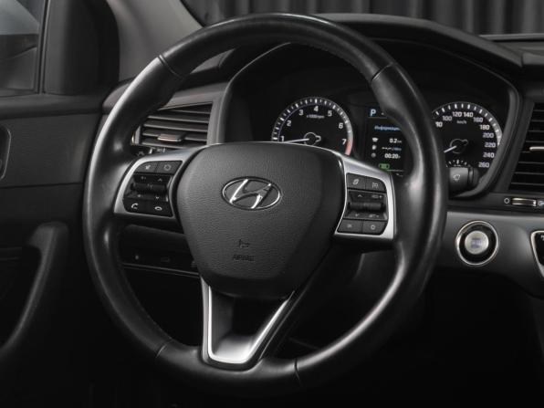 Hyundai Sonata VII (LF) Рестайлинг с пробегом 2018 года, цена 1 769 000 рублей, 142740 км, седан, Автокод Объявления