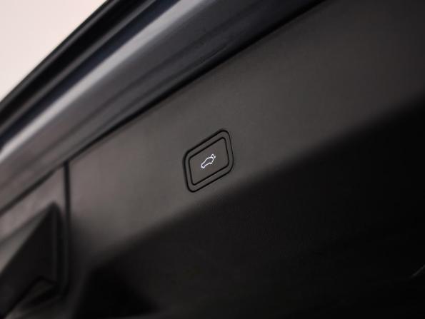 Geely Monjaro I с пробегом 2023 года, цена 3 399 000 рублей, 37045 км, внедорожник, Автокод Объявления