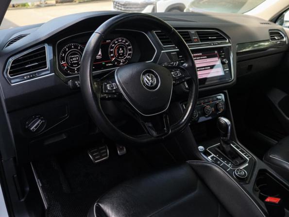 Volkswagen Tiguan II с пробегом 2018 года, цена 2 990 000 рублей, 147263 км, внедорожник, Автокод Объявления