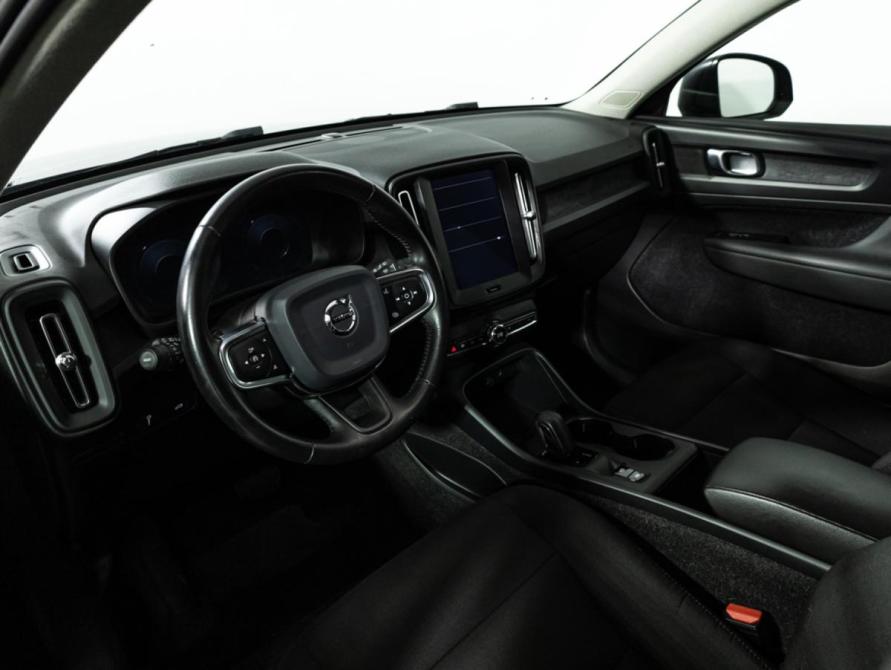 Volvo XC40 I Санкт-Петербург  - изображение 11