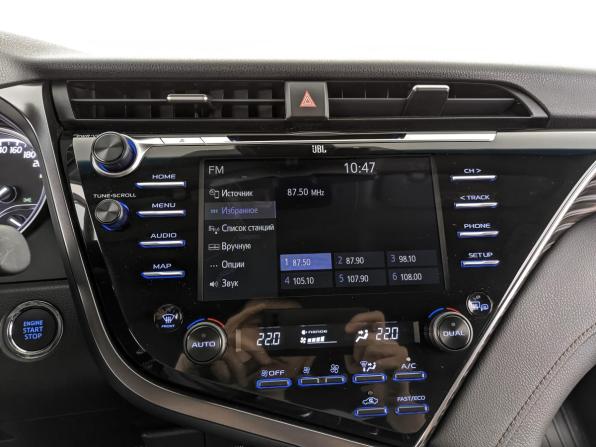 Toyota Camry VIII (XV70) с пробегом 2020 года, цена 3 410 000 рублей, 19179 км, седан, Автокод Объявления