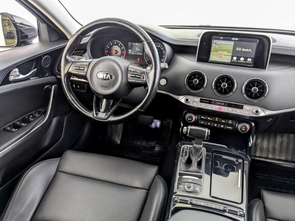 Kia Stinger I с пробегом 2019 года, цена 2 300 000 рублей, 87305 км, лифтбек, Автокод Объявления