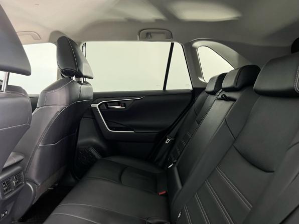 Toyota RAV4 V (XA50) с пробегом 2021 года, цена 3 418 000 рублей, 67000 км, внедорожник, Автокод Объявления