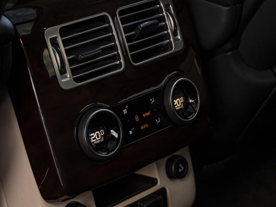 Land Rover Range Rover IV Рестайлинг Москва  - изображение 23