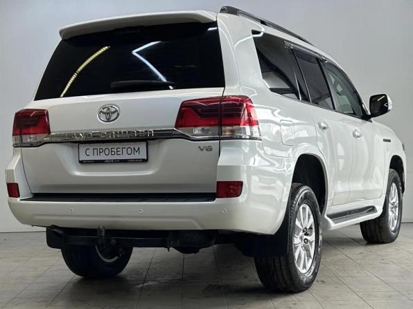 Toyota Land Cruiser 200 Series Рестайлинг 2 с пробегом 2015 года, цена 4 750 000 рублей, 187000 км, внедорожник, Автокод Объявления