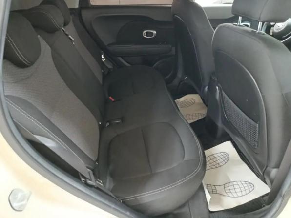 Kia Soul II Рестайлинг с пробегом 2018 года, цена 1 580 000 рублей, 102732 км, хэтчбек, Автокод Объявления