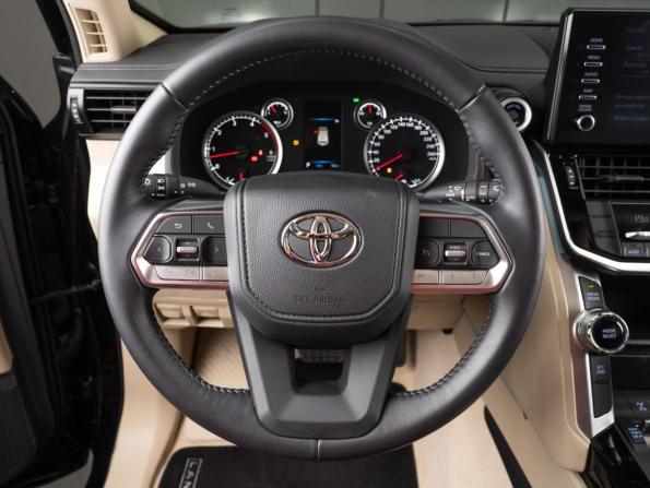 Toyota Land Cruiser 300 Series с пробегом 2022 года, цена 14 329 000 рублей, 50 км, внедорожник, Автокод Объявления