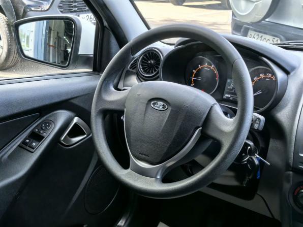 Lada (ВАЗ) Granta I Рестайлинг с пробегом 2024 года, цена 925 000 рублей, 6300 км, лифтбек, Автокод Объявления