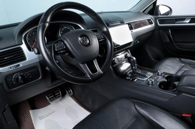 Volkswagen Touareg II с пробегом 2011 года, цена 1 699 000 рублей, 308000 км, внедорожник, Автокод Объявления