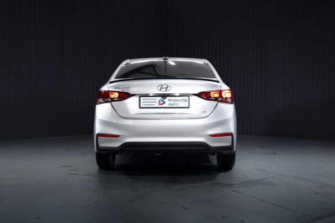 Hyundai Solaris II с пробегом 2017 года, цена 799 000 рублей, 314147 км, седан, Автокод Объявления