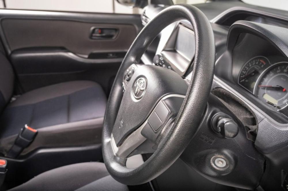 Toyota Noah III (R80) Рестайлинг Томск  - изображение 13