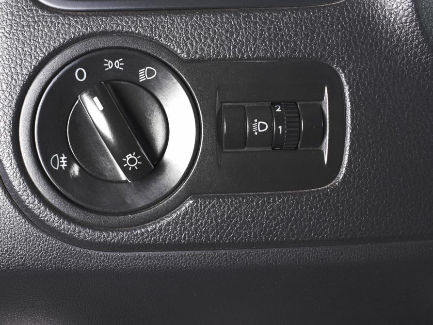 Volkswagen Polo V Кемерово  - изображение 16