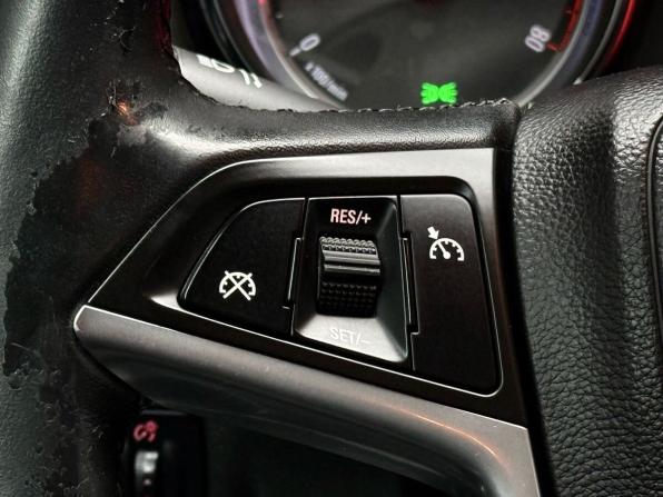 Opel Astra J с пробегом 2012 года, цена 699 000 рублей, 153826 км, хэтчбек, Автокод Объявления