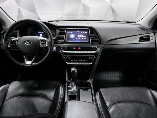 Hyundai Sonata VII (LF) Рестайлинг с пробегом 2018 года, цена 1 785 000 рублей, 118637 км, седан, Автокод Объявления