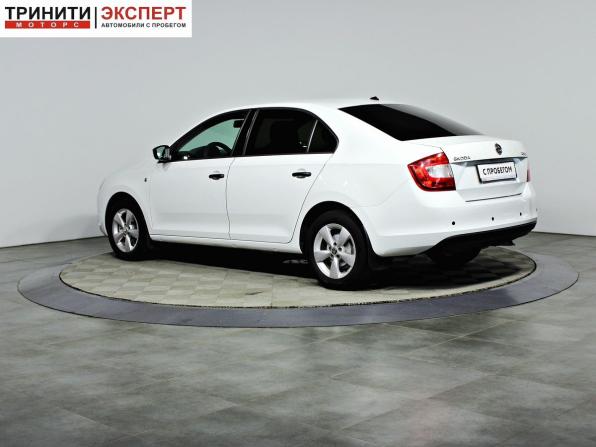 Skoda Rapid I с пробегом 2016 года, цена 1 037 000 рублей, 135713 км, лифтбек, Автокод Объявления