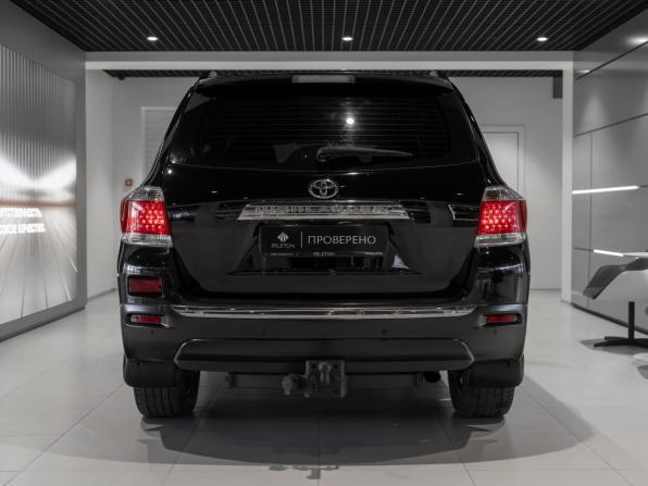 Toyota Highlander II (XU40) Рестайлинг с пробегом 2011 года, цена 1 695 000 рублей, 300256 км, внедорожник, Автокод Объявления