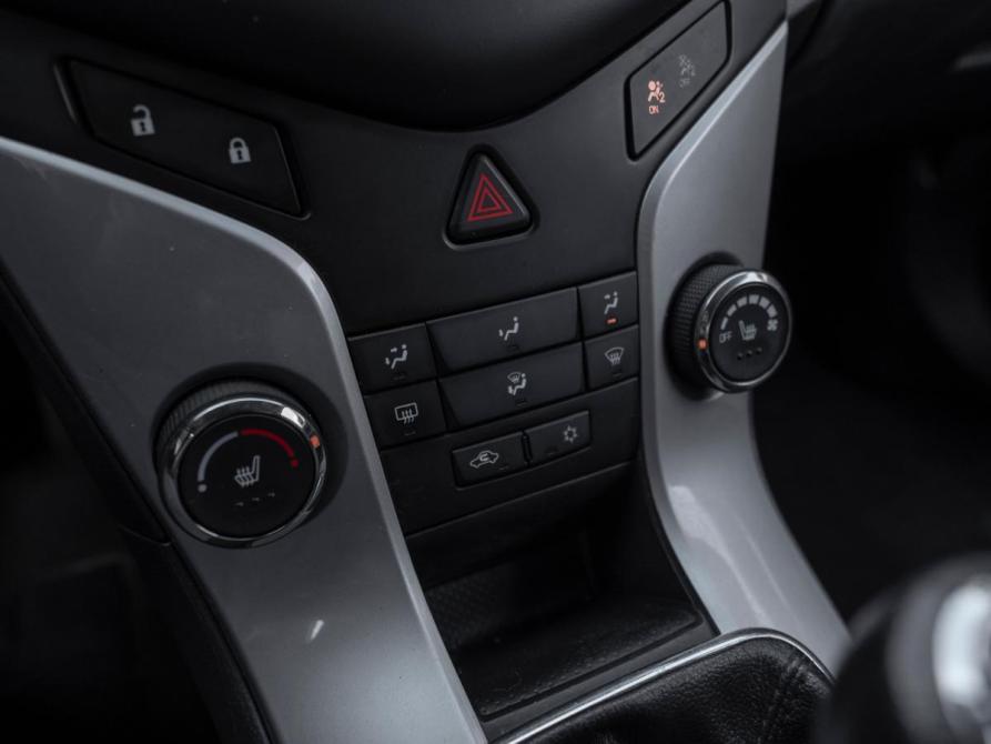Chevrolet Cruze I Рестайлинг Москва  - изображение 14
