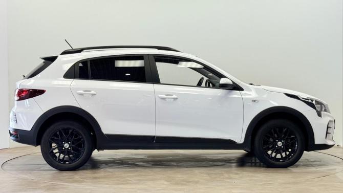 Kia Rio IV Рестайлинг с пробегом 2021 года, цена 1 785 000 рублей, 71520 км, хэтчбек, Автокод Объявления