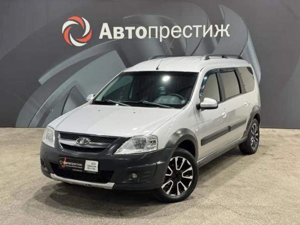 Lada (ВАЗ) Largus I с пробегом 2018 года, цена 820 000 рублей, 144198 км, универсал, Автокод Объявления