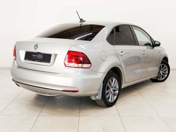 Volkswagen Polo V Рестайлинг с пробегом 2018 года, цена 1 060 000 рублей, 120230 км, седан, Автокод Объявления