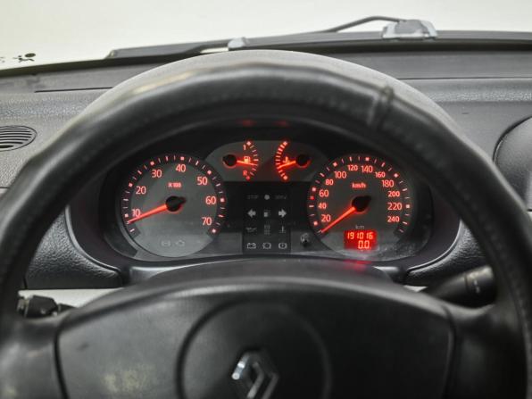 Renault Symbol I Рестайлинг 2 с пробегом 2006 года, цена 365 000 рублей, 191016 км, седан, Автокод Объявления