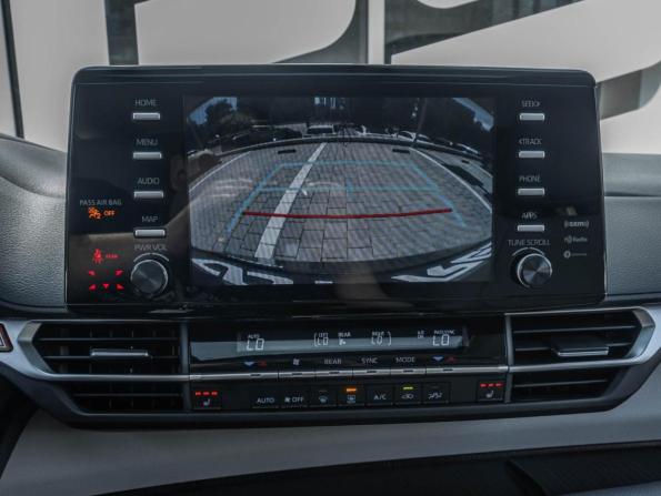 Toyota Sienna IV с пробегом 2021 года, цена 4 195 000 рублей, 91223 км, минивэн, Автокод Объявления