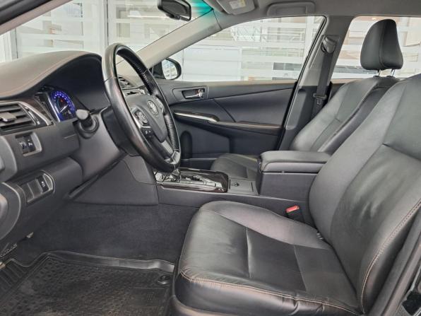 Toyota Camry VII (XV50) Рестайлинг с пробегом 2015 года, цена 1 949 000 рублей, 162098 км, седан, Автокод Объявления
